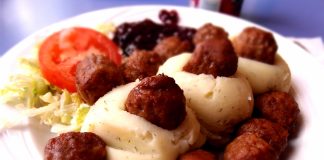 Köttbullar med mos